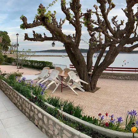 One Apartment Banjol