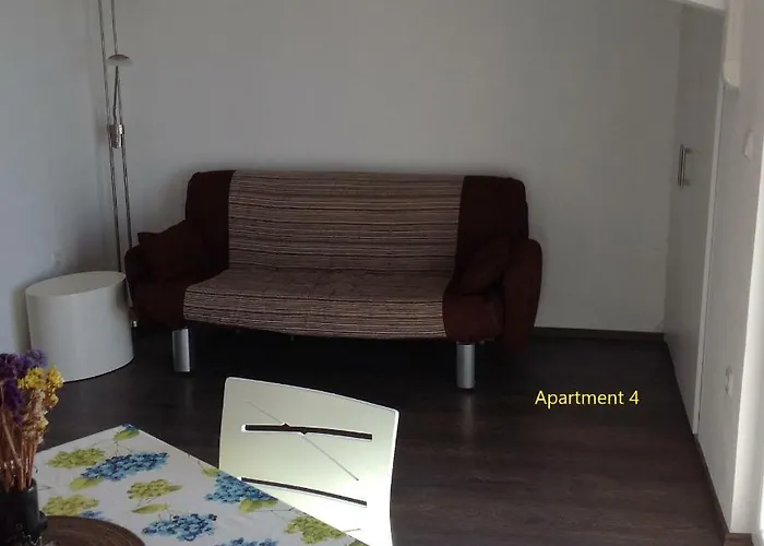 One Lägenhet Banjol